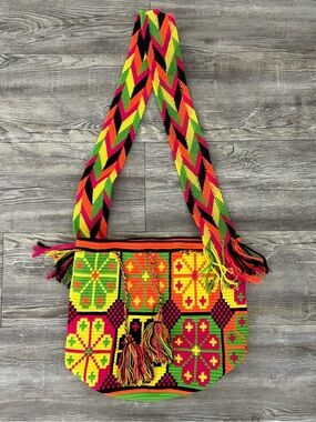 Authentic Wayuu Mochila Bucket Bag Crossbody Boho Festival Neon